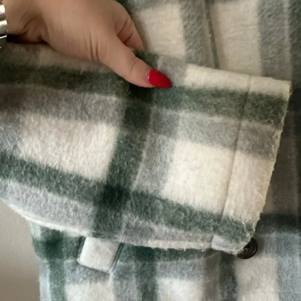 Madewell Jacquard Double-Breasted Crop Blazer in Plaid Size S